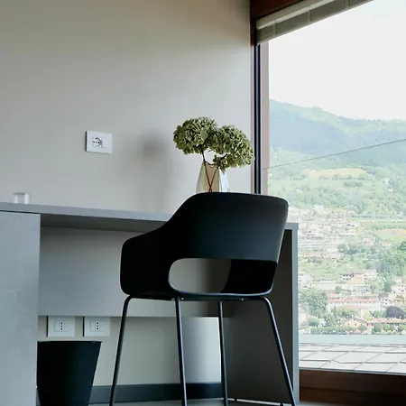 - Decio Locanda